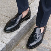 BLACK ROUND TOE TASSEL LOAFERS - LB9